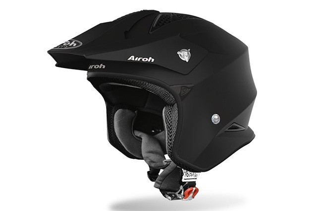 Casca Airoh TRR S Black Matt