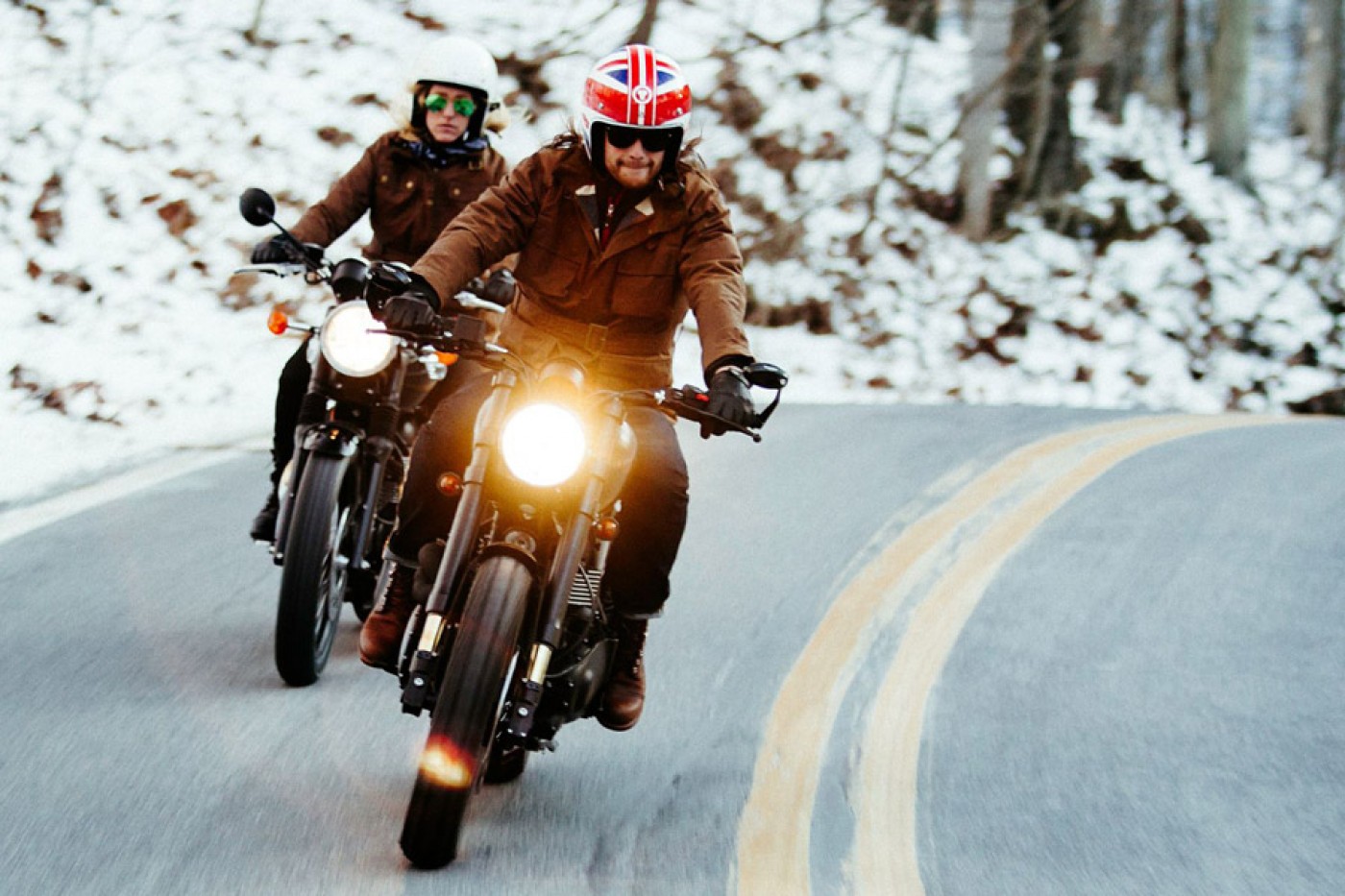 Cum să conduci motocicleta în siguranță iarna: Sfaturi de la experți