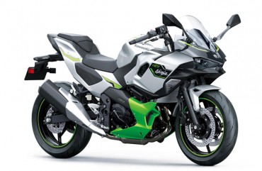 Kawasaki Ninja 7 Hybrid