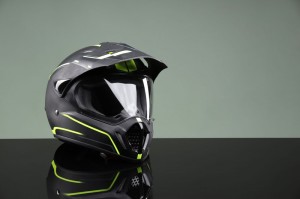 Cum se testează o cască moto pentru omologarea ECE 22.06 (pe înțelesul tuturor)