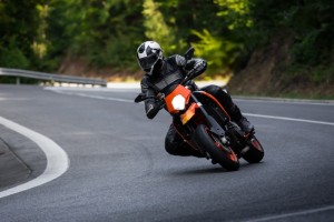 Ce înseamnă raportul putere-greutate și de ce contează la alegerea unei motociclete?