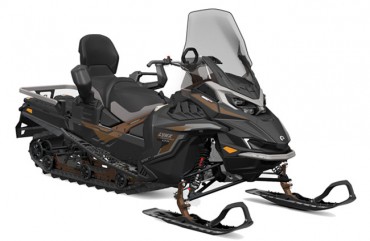 Lynx Commander 900 LTD ACE Turbo Touchscreen 2-up PowderMax 154
