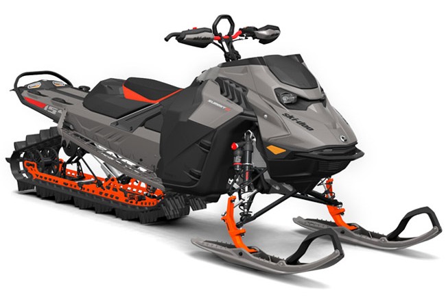 Ski-Doo Summit X Exp...