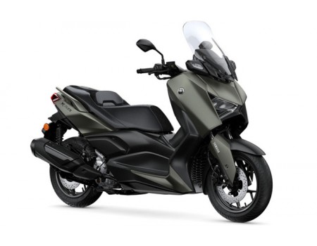 Yamaha XMAX 300...