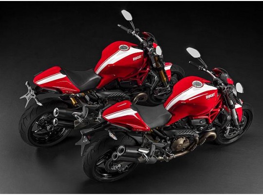 EICMA: Ducati Monster 821 si 1200 2015