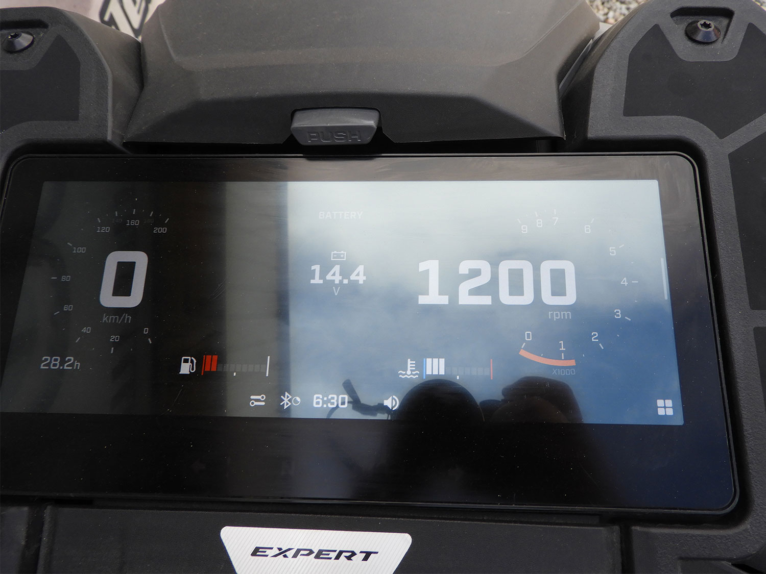 Ski-Doo Summit X Expert 850 E-TEC SHOT 154 Touchscreen 2026 Second