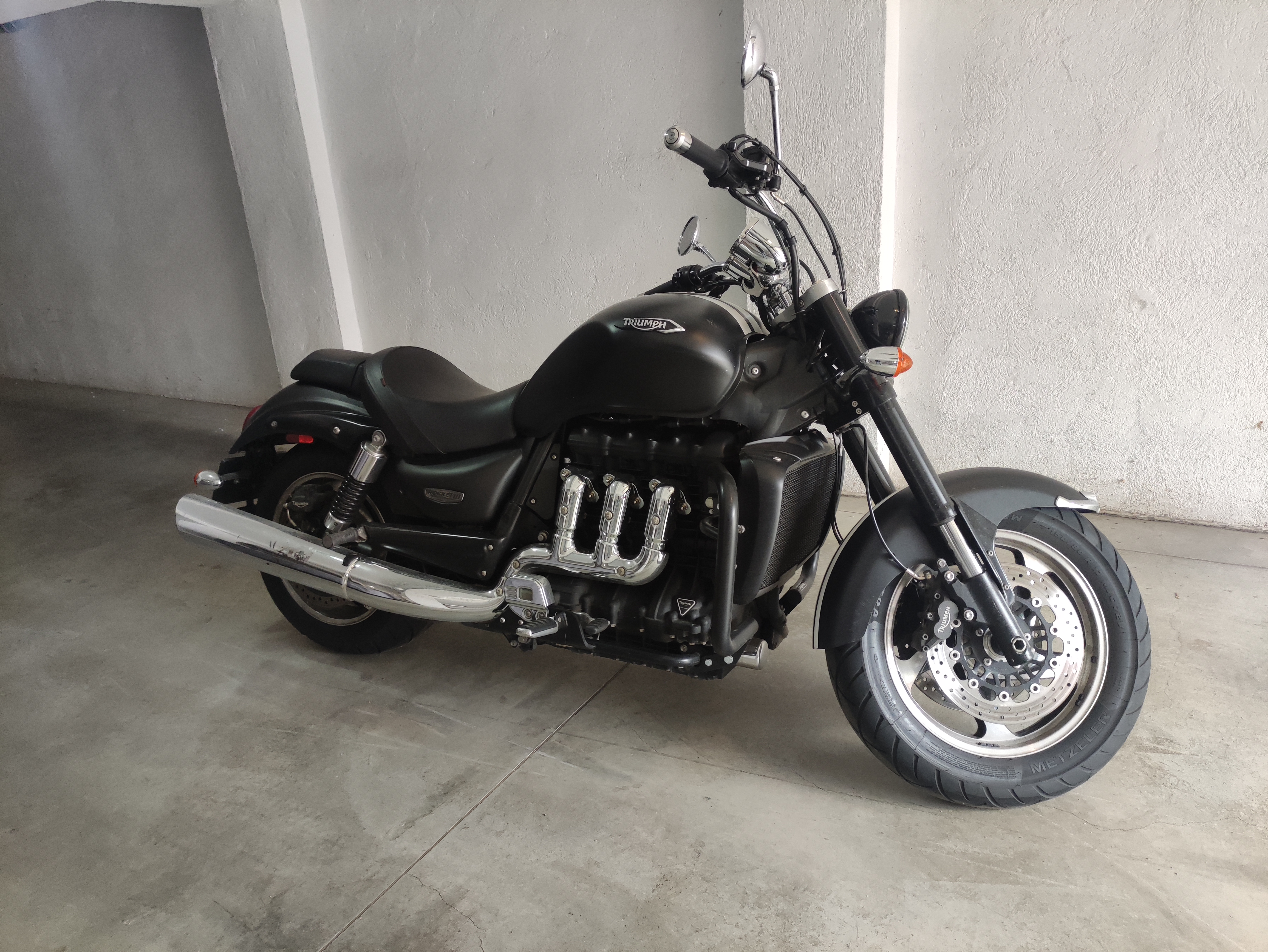 Triumph Rocket III Roadstar