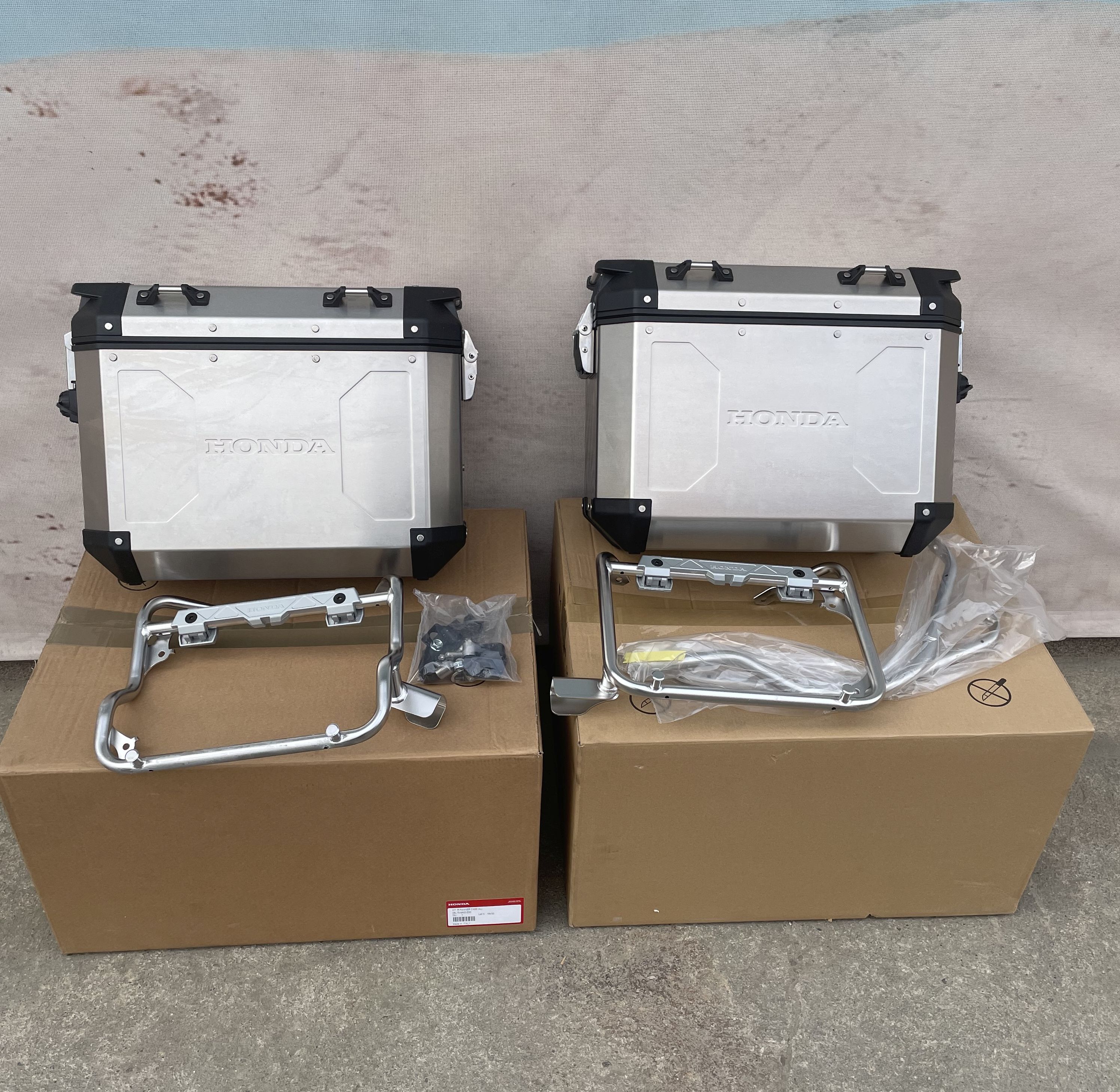 Set cutii laterale / Side Cases Honda Africa Twin CRF1100