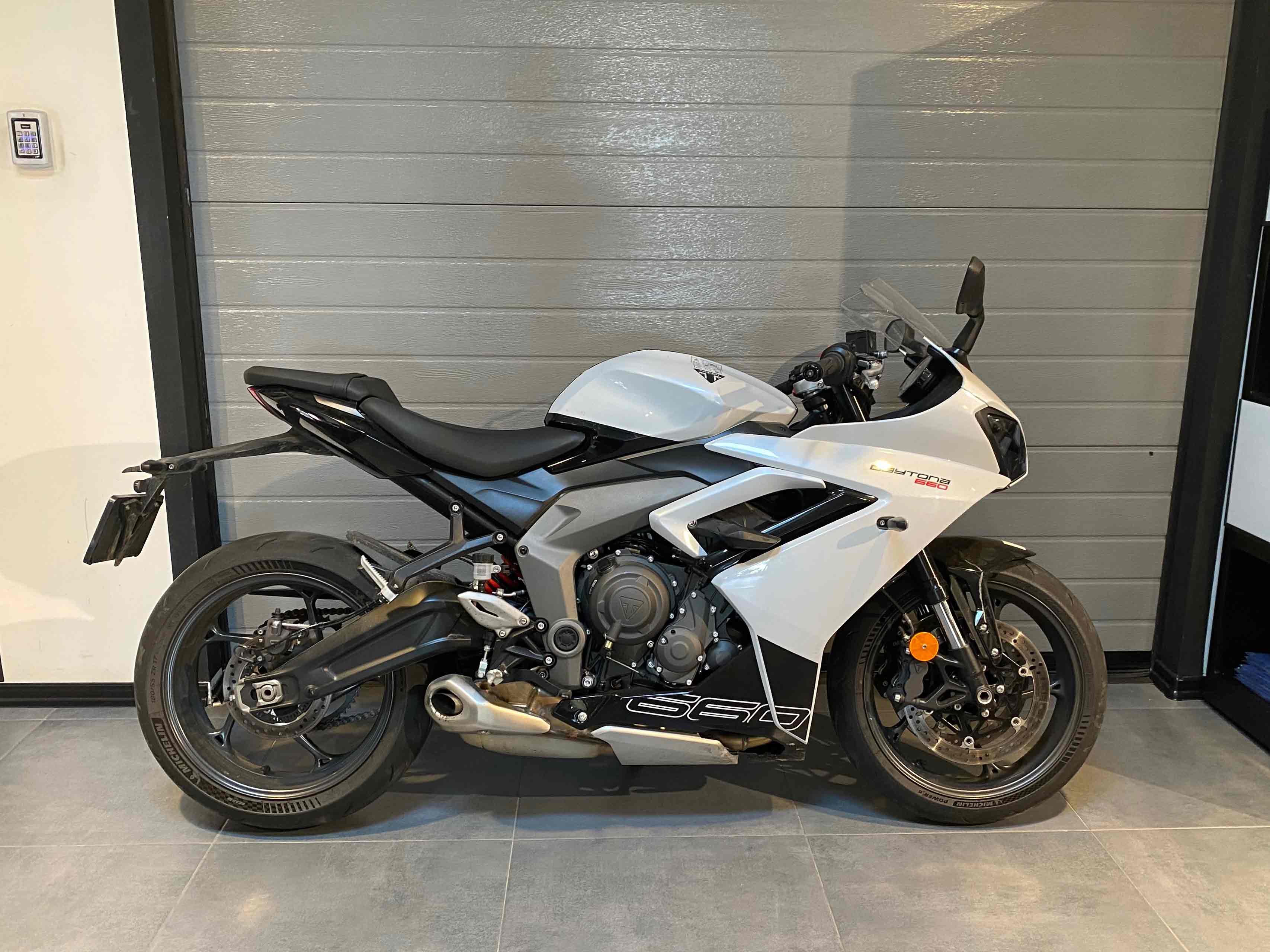 Motocicleta Triumph Daytona 660 Second 2024